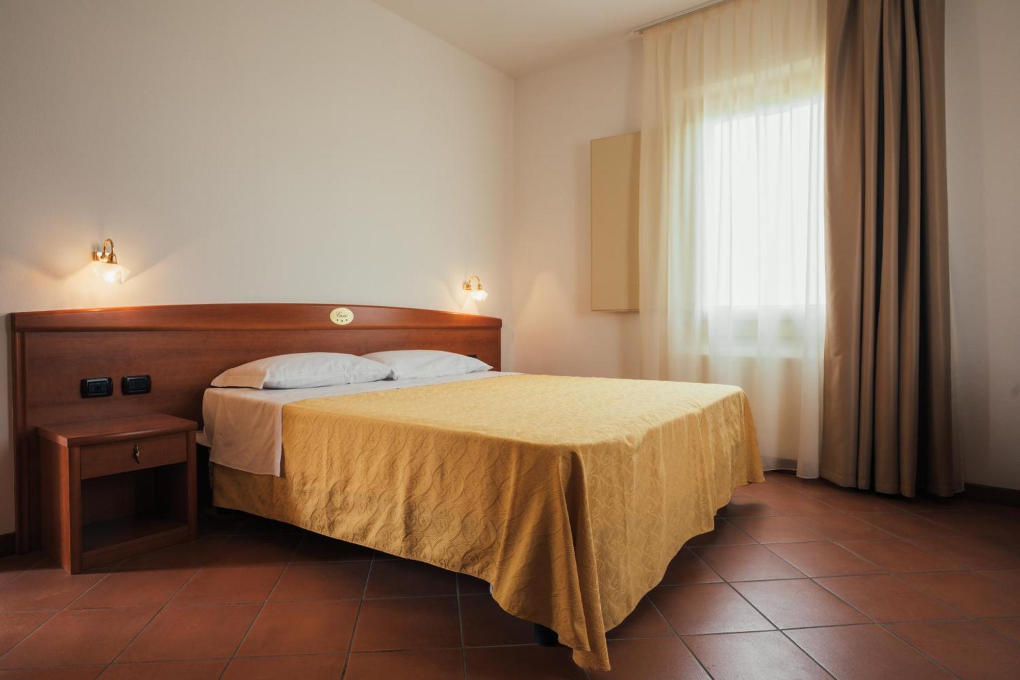 Albergo Cane Dozza Eksteriør bilde